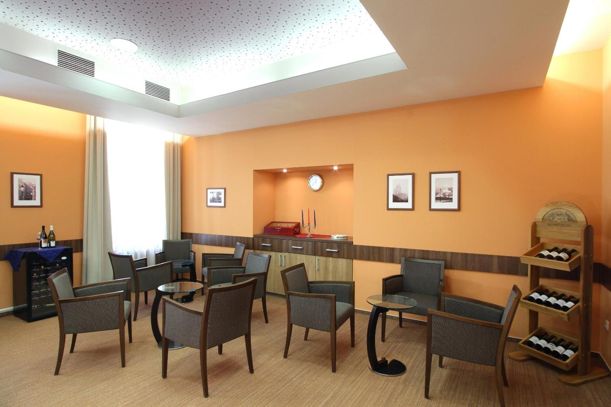 Hotel Dap Prague Ngoại thất bức ảnh